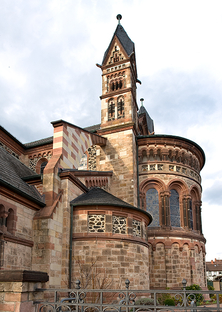 Restaurierung der Außenfassade der Paulskirche, Großauheim