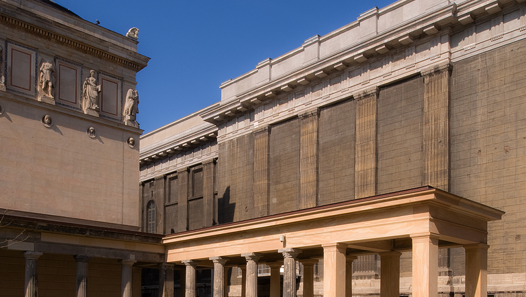 Wiederaufbau der Kolonnaden am Neuen Museum, Berlin