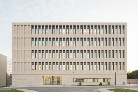 Natural stone facades Forensic Institute Dresden