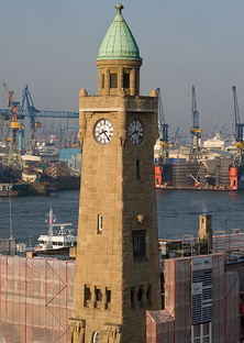 Restaurierung des Pegelturms -  St. Pauli Landungsbrücken, Hamburg